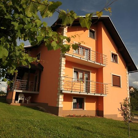 Rooms Markovic Otocac Exterior photo