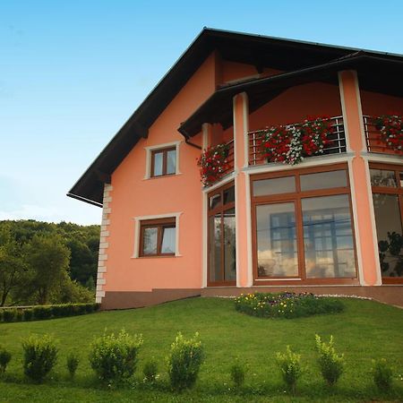 Rooms Markovic Otocac Exterior photo